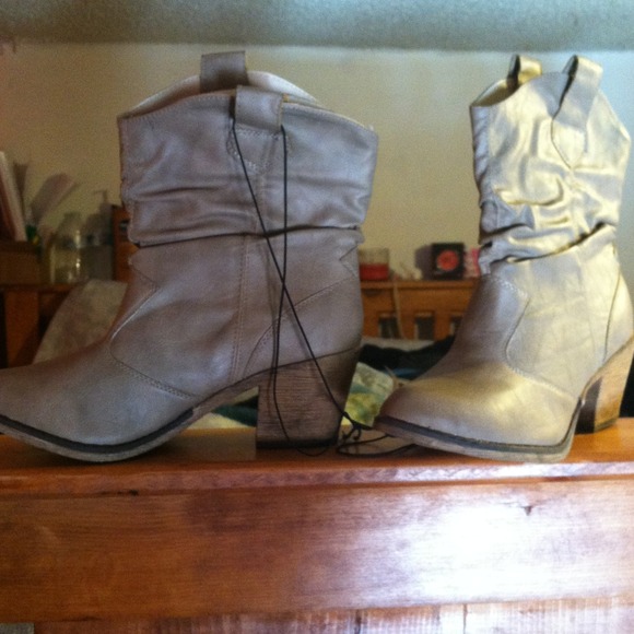 Boots!
