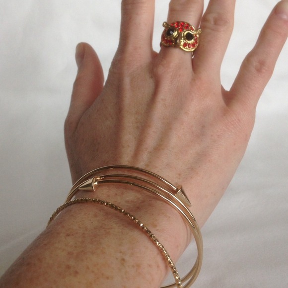 Bangle & Ring bundle - Picture 2 of 3