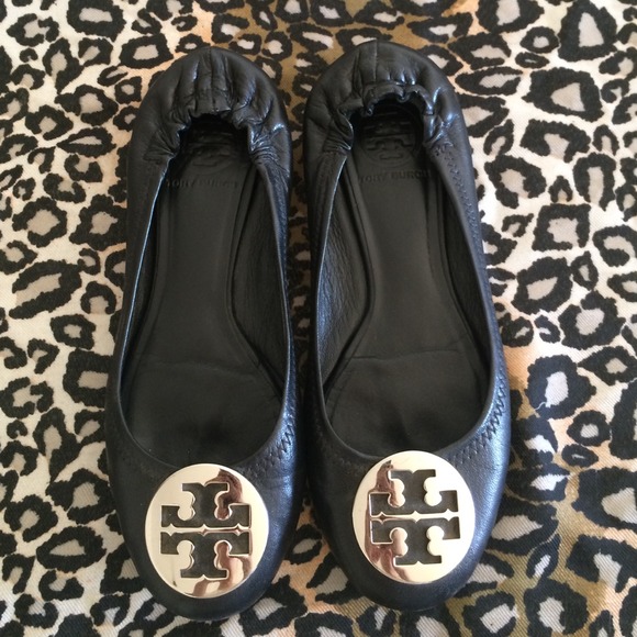 Tory bruch flat