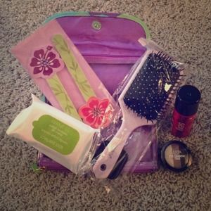 SOLD IN BUNDLE NWT Ulta beauty bundle