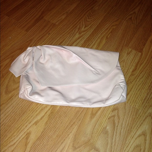 Beige clutch - Picture 1 of 1