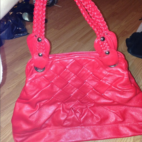 Red tote