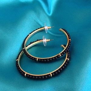 Loop Earrings 👀