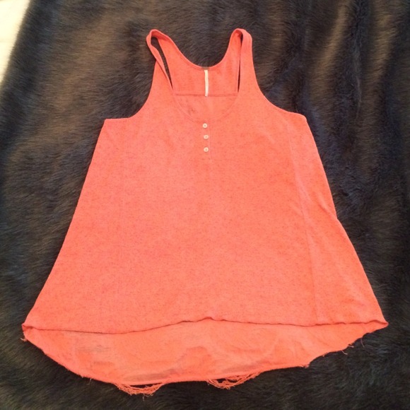 Coral ribbed flowy tank with paisley lace back