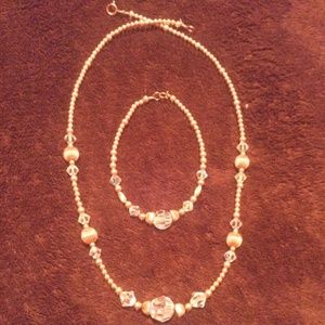 14kt gold filled necklace and bracelet
