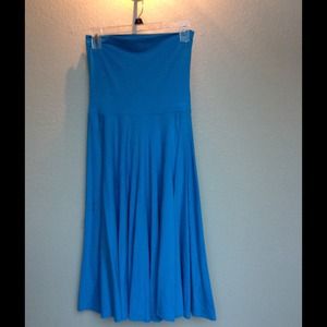 BUNDLED blue and black strapless dresses