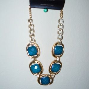 NWT Teal Jewel Statement Necklace