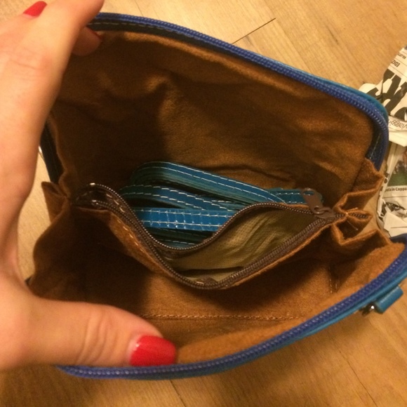 Ge leather Italian bag - Picture 3 of 4