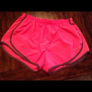 ☺️SOLD☺️Nike running shorts