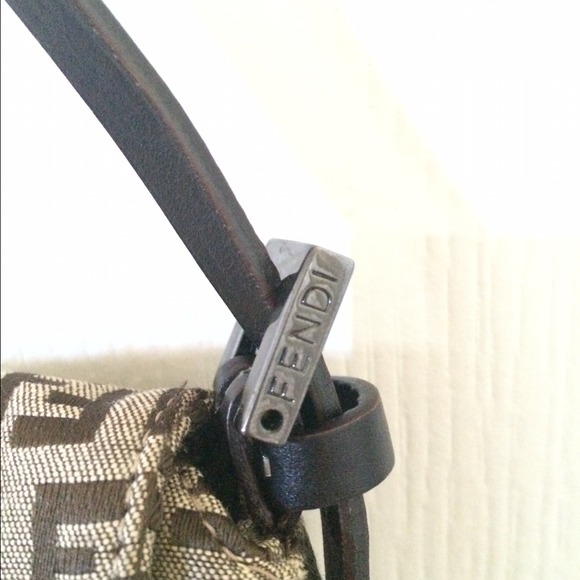 🚫SOLD🚫for more $ on another site Authentic Fendi - Picture 2 of 4