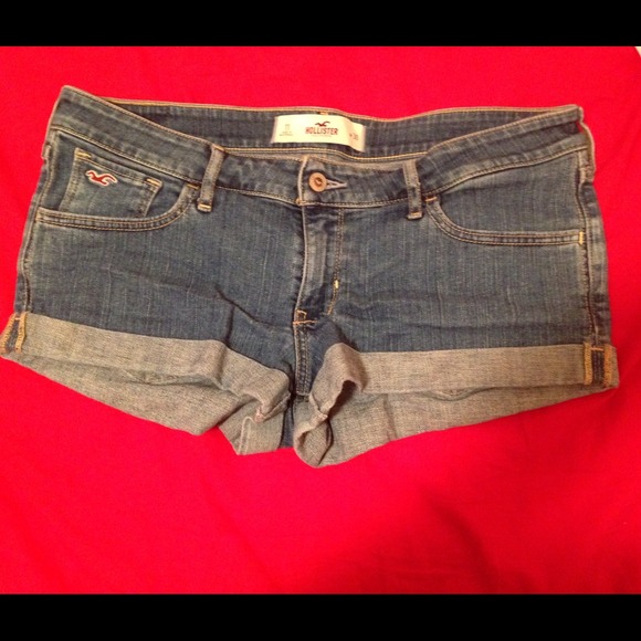 Hollister shorts