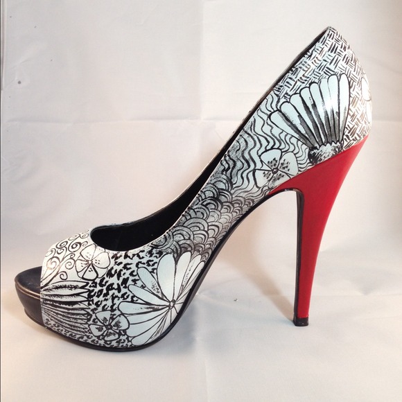 Hand Painted Doodle Leather Peeptoe - Picture 3 of 4