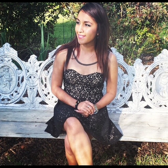 Lace/see threw skater dress rly cute - Picture 4 of 4