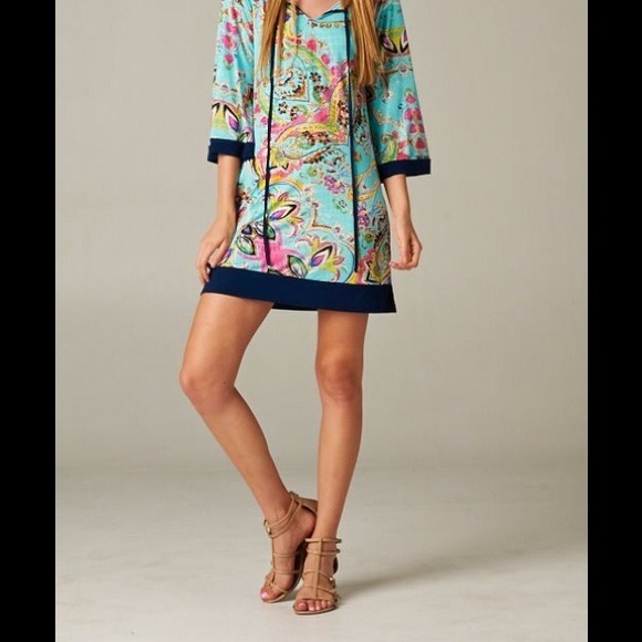 Summer Clearance!! Beautiful print dress - Picture 2 of 4
