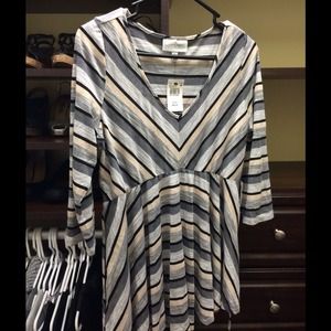 Jessica Simpson Stripped Maternity Top