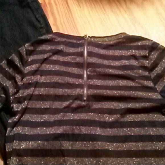 Navy and gold striped top. - Picture 3 of 4