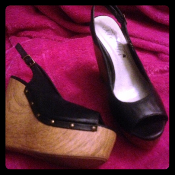 Super cute wedges