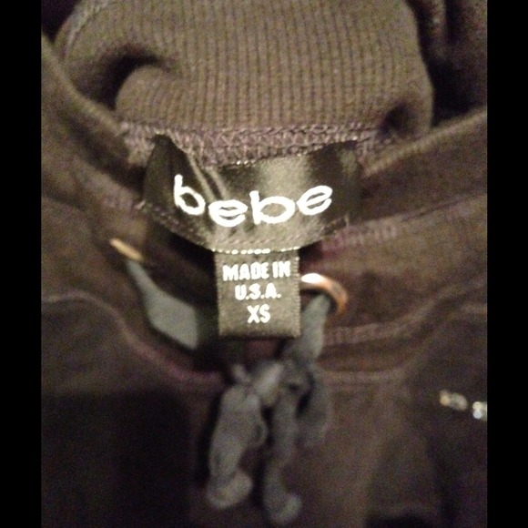 SOLD !!!  Bebe skirt - Picture 3 of 3