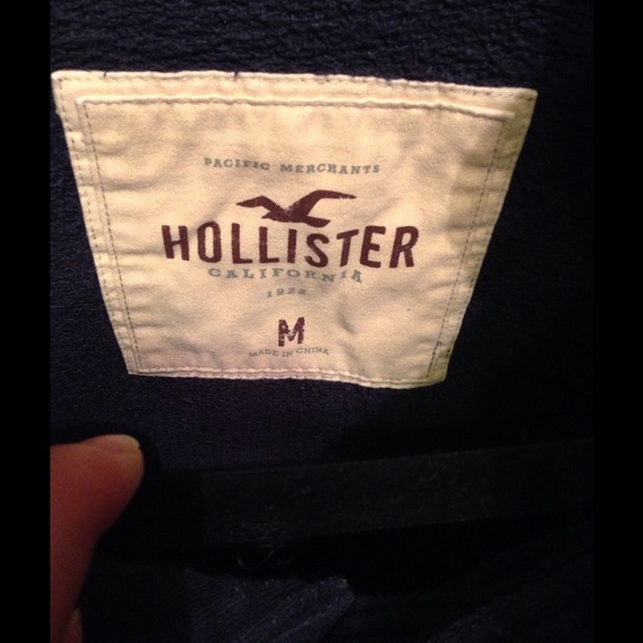 SOLD!!!  Hollister Sweater - Picture 3 of 3