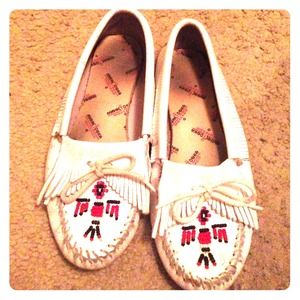 Vintage white moccasin