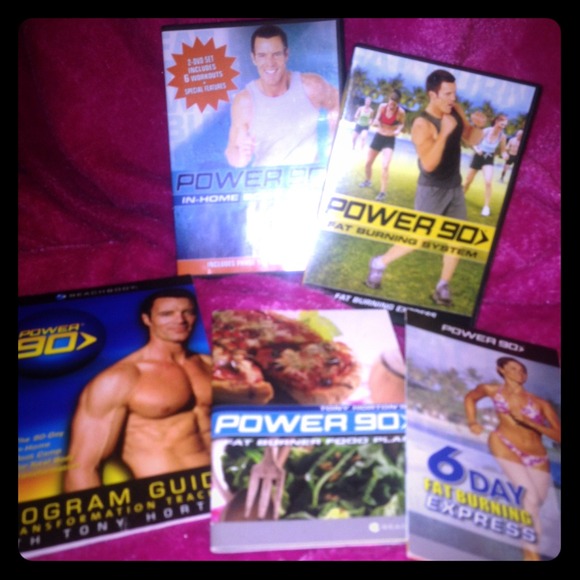 💕Reserved💕Complete power 90 workout system