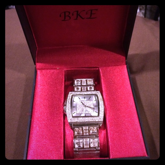 BKE women's watch