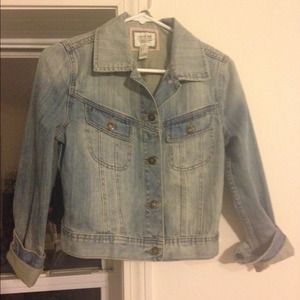 **SOLD BUNDLED***Light Wash Jean Jacket