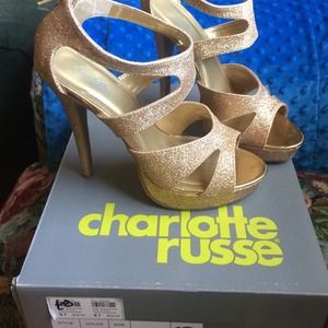 🚫 SOLD ON VINTED 🚫