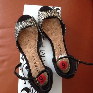 Cute peep toe flats