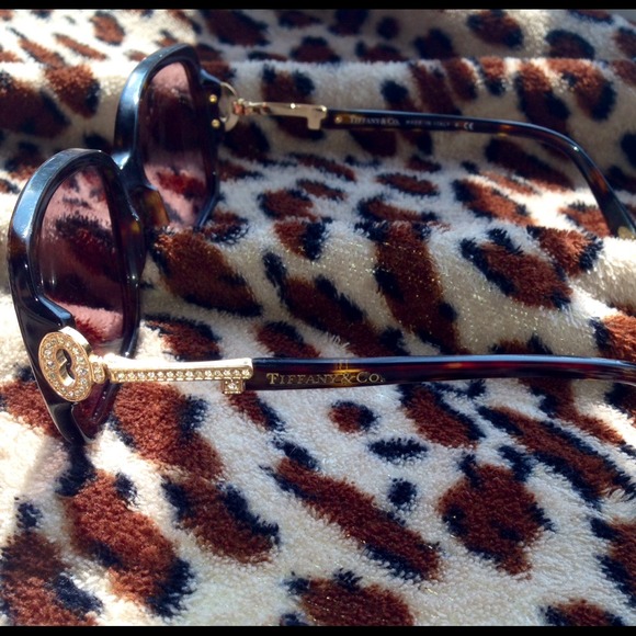 Authentic Tiffany and co key sunglasses