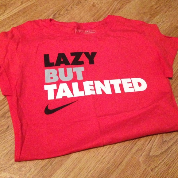 Nike tee