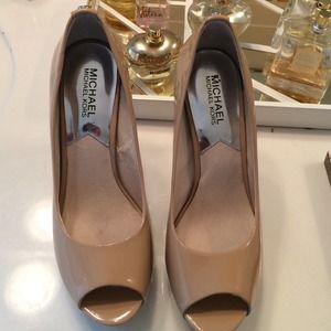 Michael kors heels