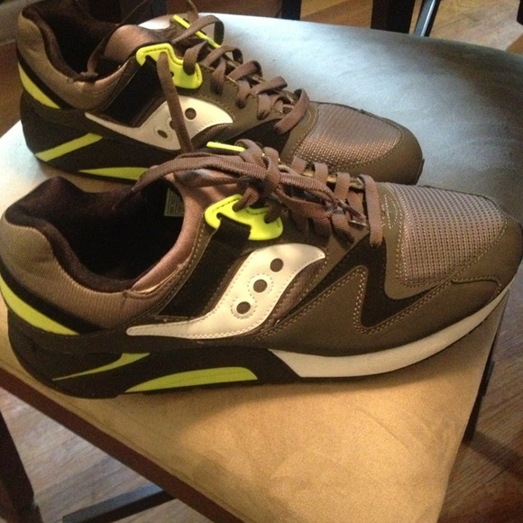 Saucony Sneakers