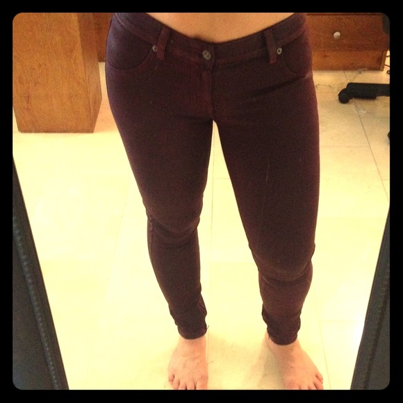 Carmar, 28, maroon, stretchy, shiny skinny jeans