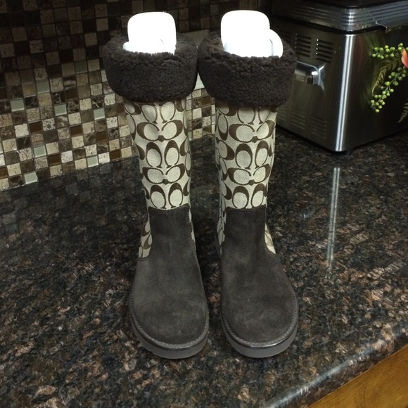 Coach boots