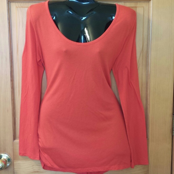 Alloy Long Sleeve Orange Stetchy T. $7 - Picture 2 of 3