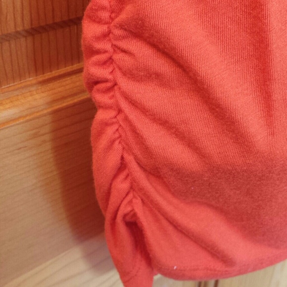 Alloy Long Sleeve Orange Stetchy T. $7 - Picture 3 of 3