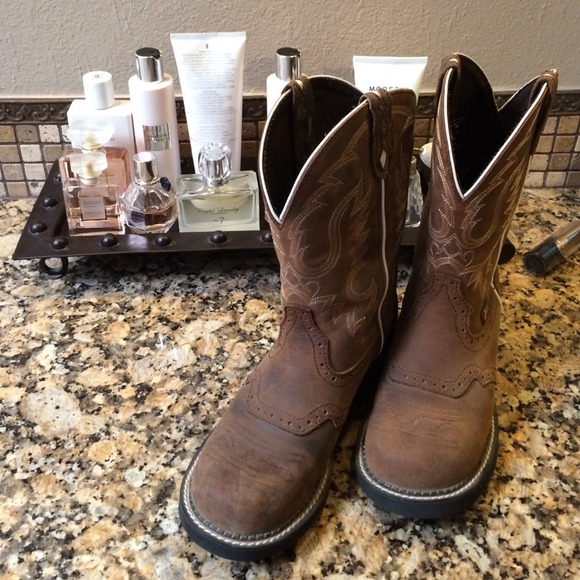 Justin Gypsy boots