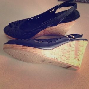 Chinese Laundry Black wedge sandals