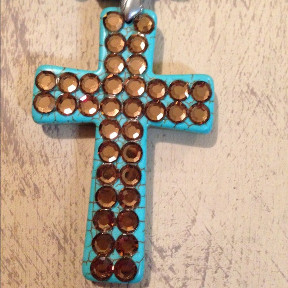 Turquoise cross necklace - Picture 2 of 3