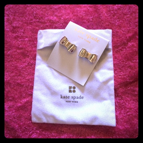 ♠️☑️GENUINE KATE SPADE SILVER BOW EARRINGS☑️♠️