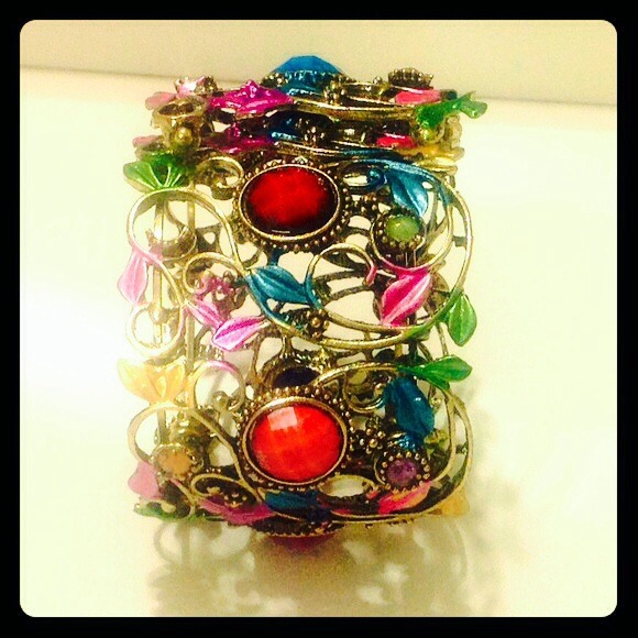 ✨Sold in Bundle✨Bracelet