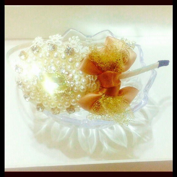 ✨Sold in Bundle✨Lovely Hairband