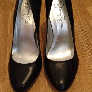 Jessica Simpson Leather Black Heels