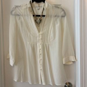 Banana Republic silk ivory blouse
