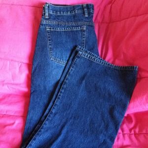 Like new Eddie Bauer dark wash jeans.