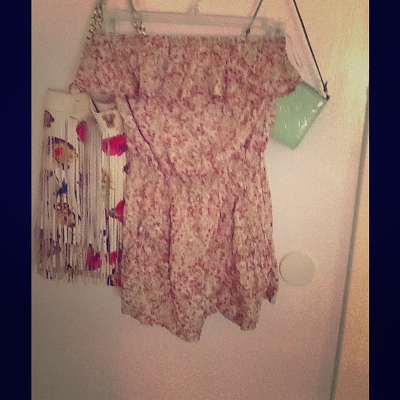 Adorable floral romper!