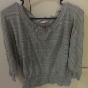 Grey mudd top
