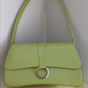 SOLD--Beautiful bright green leather handbag
