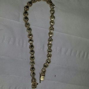 14k gold heart bracelet never been worn